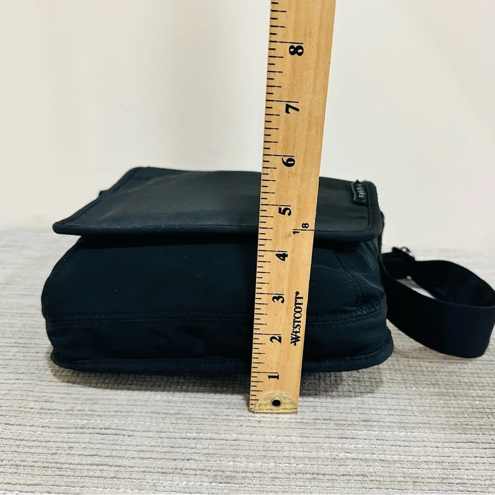 Fossil Crossbody Purse Black Nylon Messenger Bag‎ Y2K Travel Lightweight